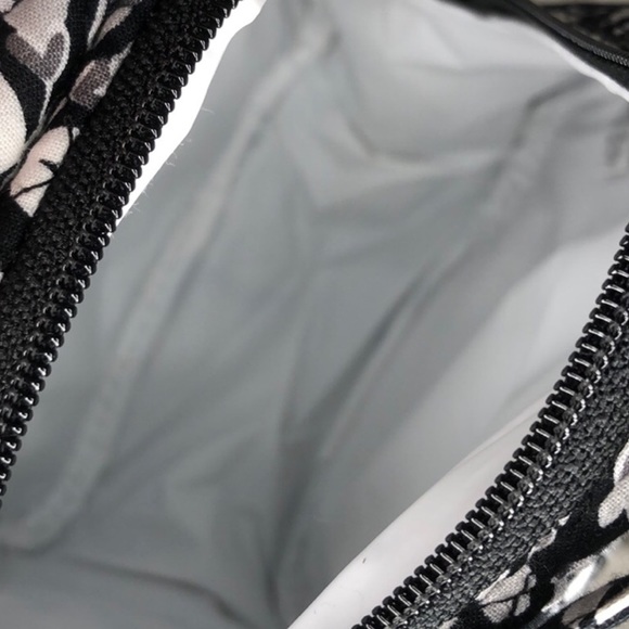 Vera Bradley chandelier black backpack lunch bunch - Picture 7 of 7
